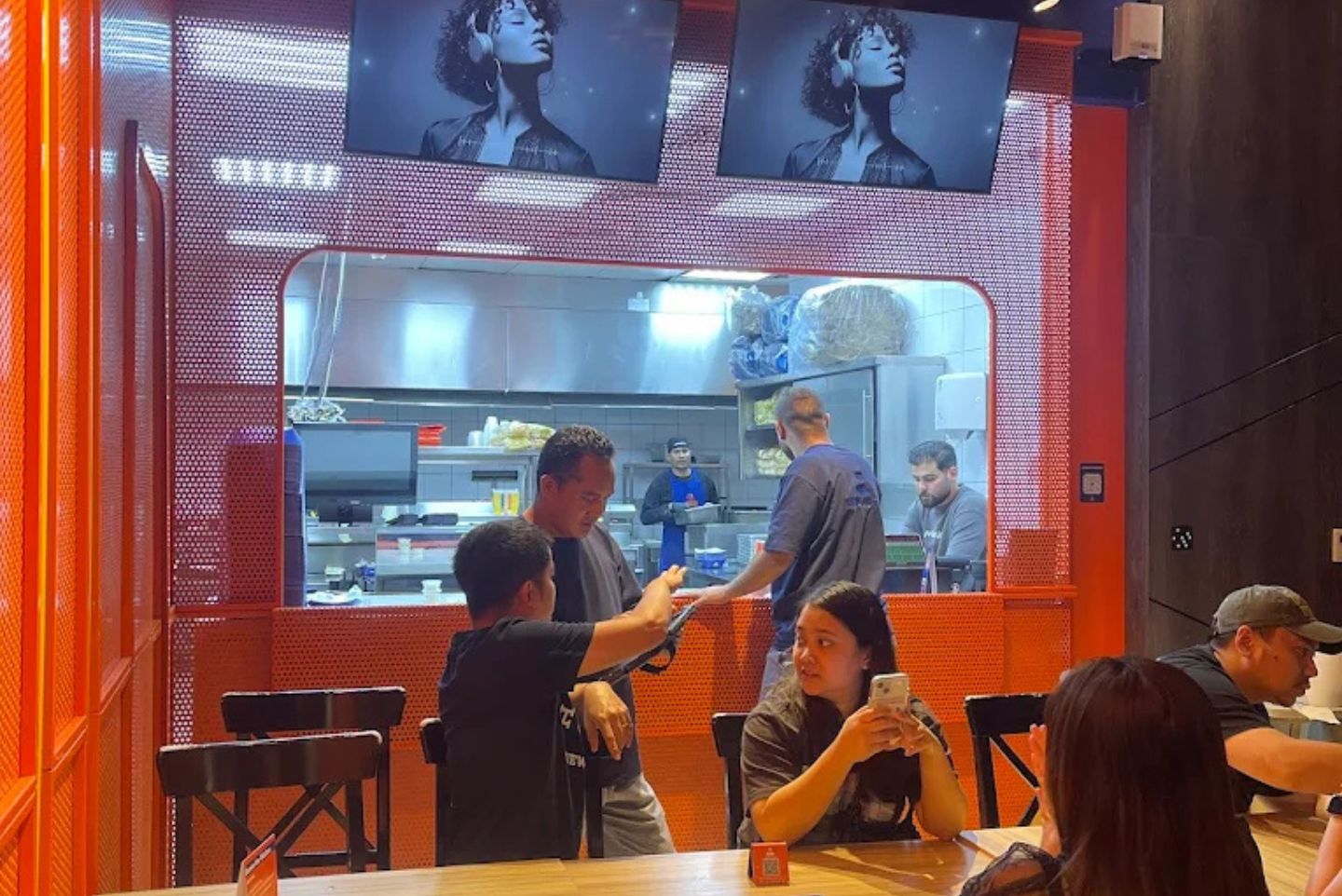 How Miniguette Is Redefining Casual Dining in Dubai